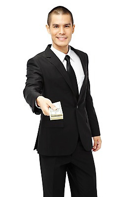 포토 JPG 스튜디오촬영 외국인 해외기획촬영 2011년태국 남자 포즈 지폐 돈 비즈니스 모션 성공 실내 한명 서기 미소 웃음 들기 누끼 사람 동양인 정장 20대 성인 앞모습 경제 달러 기쁨 비즈니스맨 돈다발 만족 외화 남자만 남자한명만 성인남자만 청년만 청년남자만 청년남자한명만 성인한명만 성인남자한명만 성인만 국내포토 1 옷 감정 뷰포인트 컨셉 표정 인종 청년 내부 금융 직장인 재산 파일형식