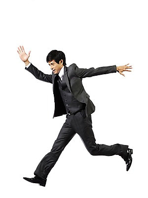포토 JPG 스튜디오촬영 전신 외국인 해외기획촬영 2011년태국 남자 포즈 비즈니스 모션 실내 한명 누끼 사람 동양인 정장 20대 성인 달리기 점프 활발 비즈니스맨 활기 남자만 남자한명만 성인남자만 청년만 청년남자만 청년남자한명만 성인한명만 성인남자한명만 성인만 국내포토 1 옷 컨셉 인종 청년 내부 직장인 파일형식