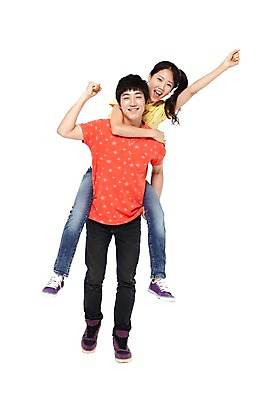 포토 JPG 스튜디오촬영 전신 모델 학생 라이프스타일 커플 여자 남자 한쌍 대학생 포즈 운동화 응원 모션 대학생라이프 함께함 실내 서기 미소 웃음 누끼 사람 동양인 손짓 20대 성인 두명 라이프 앞모습 친구 캠퍼스라이프 파이팅 기쁨 한국인 반팔티셔츠 청바지 커플티 캠퍼스커플 열정 업기 격려 포니테일 청년만 성인만 국내포토 헤어스타일 감정 뷰포인트 신발 컨셉 티셔츠 바지 관계 표정 인종 청년 내부 생활 커플룩 파일형식