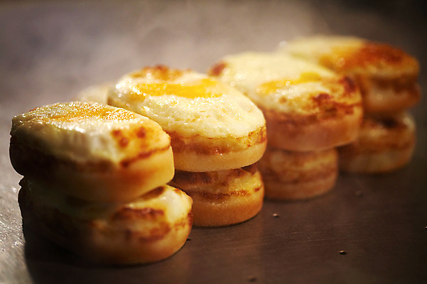 포토 JPG 음식 빵 디저트 사람없음 겨울음식 겨울간식 계란빵 국내포토 겨울 파일형식