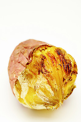 포토 JPG 스튜디오촬영 음식 디저트 실내 근접촬영 사람없음 겨울음식 고구마 겨울간식 군고구마 제철음식 국내포토 뷰포인트 겨울 뿌리채소 내부 구이 제철 파일형식