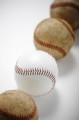 포토 JPG 스튜디오촬영 스포츠용품 스포츠 공 조류 실내 사람없음 야구 빈티지 오브젝트 야구공 국내포토 동물 컨셉 내부 구기 야구용품 파일형식
