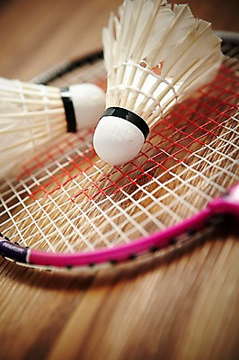 포토 JPG 스튜디오촬영 스포츠용품 스포츠 실내 사람없음 라켓 배드민턴라켓 셔틀콕 오브젝트 배드민턴 국내포토 내부 구기 파일형식