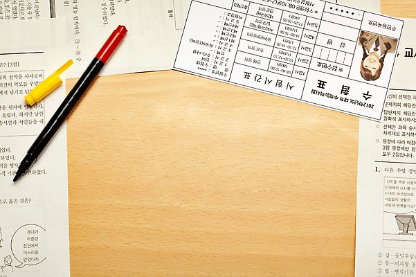 포토 JPG 스튜디오촬영 실내 사람없음 필기구 수능 시험 사인펜 오브젝트 입시 수험표 시험지 답안지 컴퓨터용사인펜 답지 국내포토 교육 문구용품 내부 학습 펜 파일형식