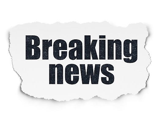 포토 JPG 해외이미지 손 종이 문장 조각 백그라운드 컨셉 텍스트 통신 이벤트 사람없음 금융 단어 검은색 어둠 페인트 회색 정보 흰색 긴급 최고 발표 메시지 신문 뉴스 가장자리 잡지 눈물 그림 질감 언론 찢어짐 뉴스레터 나쁜 격파 고립 출판 편지쓰기 표제 해외202004 해외202105 해외포토 템플릿 문자 감정 컬러 모션 신체부위 간행물 경제 기록 둘레 편지 파일형식