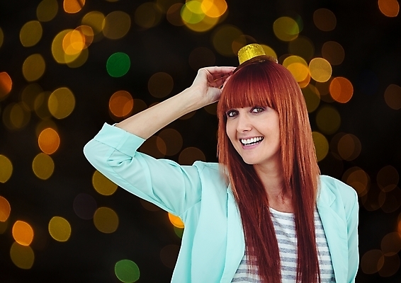 포토 JPG 해외이미지 계절 행복 기독교 종교 크리스마스 휴가 청년 사람없음 장식 캐주얼 빛 유행 축제 축하 소프트포커스 12월 엉덩이 흰배경 보케 빛망울 빨간머리 앞머리 스타일 힙스터 카피스페이스 해외202105 해외포토 헤어스타일 옷 패션 기념일 감정 백그라운드 컨셉 촬영기법 성인 신체부위 공백 흰색 날짜 파일형식