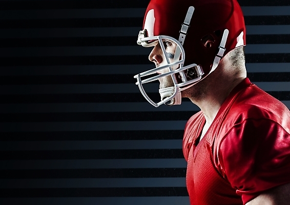 포토 JPG 해외이미지 벽 스포츠 축구선수 그림자 사람없음 컴퓨터그래픽 빨간색 운동복 디지털 어둠 힘 방 회색 헬멧 결심 집중 근육질 셔터 쿼터백 페이스페인팅 해외202105 해외포토 옷 컬러 컨셉 근육 운동선수 그래픽 축구 보호장비 몸매 파일형식