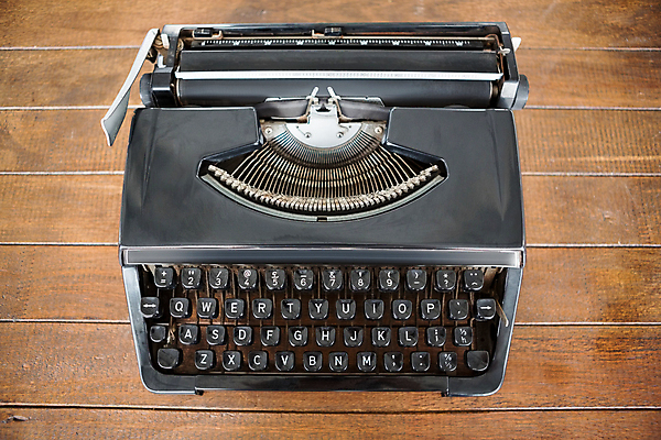 포토 JPG 해외이미지 종이 일러스트 직장 앉기 사람없음 컴퓨터그래픽 그래픽 컴퓨터 사무실 디지털 수확 타이핑 키보드 클래식 편지 수집 책상 사인 타자기 회전의자 구두점 해외202105 해외포토 가구 컨셉 농업 의자 회사 비즈니스 모션 전자제품 골동품 구두상점 파일형식