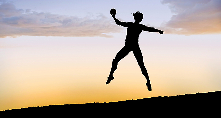 포토 JPG 해외이미지 백인 여자 실루엣 스포츠 포즈 올림픽 신체 공 응원 놀이 하늘 운동선수 건강 성인 사람없음 30대 빛 운동복 금발 운동 햇빛 태양 팔짱 점프 검은색 황혼 일몰 경쟁 새벽 게임 축하 잡기 던지기 저녁 결심 배구 집중 연습 노력 해외202105 해외포토 자연요소 서양인 헤어스타일 옷 컬러 컨셉 모션 촬영기법 사람 장년 구기 노을 야간 파일형식