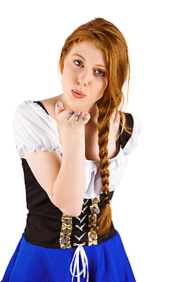 포토 JPG 해외이미지 백인 응시 드레스 여자 행복 문화 포즈 청소년 키스 사랑 한명 이벤트 파란색 축하 잡기 전통의상 불기 유혹 자르기 흰배경 빨간머리 전송 고립 던들 엮은 옥토버페스트 해외202105 해외포토 서양인 1 전통 헤어스타일 시선 옷 감정 컬러 백그라운드 컨셉 모션 사람 흰색 애정표현 파일형식