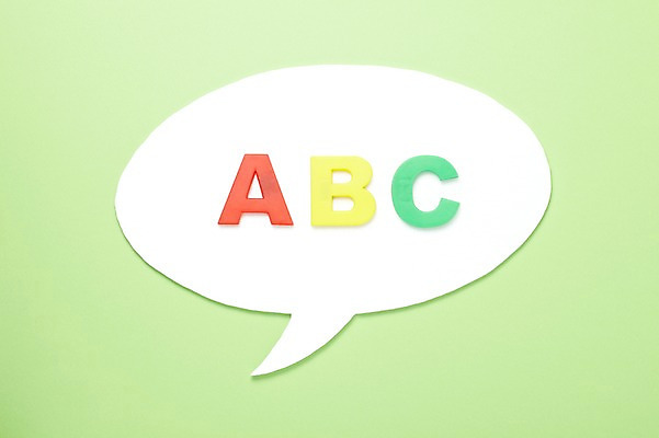 포토 JPG 스튜디오촬영 문자 알파벳 영어 교육 말풍선 대문자 실내 사람없음 B A 글자교육 C 국내포토 내부 파일형식