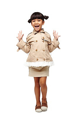 포토 JPG 스튜디오촬영 전신 외국인 해외기획촬영 학생 라이프스타일 여자 2011년태국 어린이라이프 초등학생 어린이 포즈 모션 실내 한명 서기 미소 웃음 누끼 사람 동양인 손짓 소녀 앞모습 10대 캐주얼 치마 트렌치코트 여자만 여자한명만 소녀만 국내포토 1 옷 뷰포인트 청소년 하의 표정 인종 내부 생활 코트 어린이만 파일형식