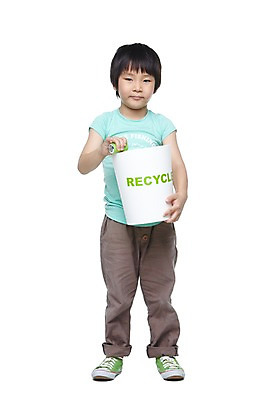 포토 JPG 스튜디오촬영 전신 외국인 해외기획촬영 학생 라이프스타일 2011년태국 교육 남자 어린이라이프 초등학생 어린이 캠페인 실내 한명 서기 들기 누끼 사람 동양인 소년 앞모습 10대 캐주얼 자연보호 환경 그린캠페인 재활용 쓰레기통 보호 건전지 에코 친환경 분리수거 남자만 남자한명만 십대만 십대남자만 십대남자한명만 그린슈머 국내포토 1 옷 뷰포인트 컨셉 모션 청소년 자연 인종 내부 생활 파일형식