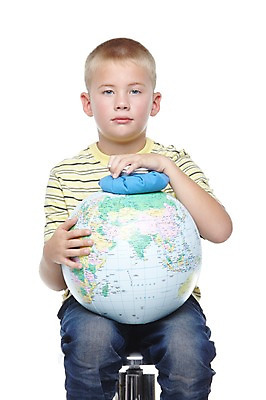 포토 JPG 스튜디오촬영 서양인 외국인 백인 해외기획촬영 학생 라이프스타일 2011년태국 교육 남자 어린이라이프 지구 초등학생 어린이 캠페인 의자 실내 한명 들기 누끼 사람 앉기 소년 앞모습 10대 캐주얼 지구본 자연보호 환경 그린캠페인 보호 친환경 찜질팩 남자만 남자한명만 십대만 십대남자만 십대남자한명만 국내포토 1 옷 뷰포인트 가구 컨셉 모션 청소년 자연 인종 내부 생활 찜질 파일형식