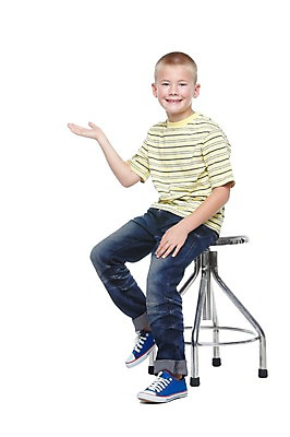 포토 JPG 스튜디오촬영 전신 서양인 외국인 백인 해외기획촬영 학생 라이프스타일 2011년태국 교육 남자 어린이라이프 초등학생 어린이 의자 모션 안내 실내 한명 미소 웃음 누끼 사람 앉기 손짓 소년 10대 캐주얼 알림 남자만 남자한명만 십대만 십대남자만 십대남자한명만 국내포토 1 옷 가구 청소년 표정 인종 내부 생활 파일형식