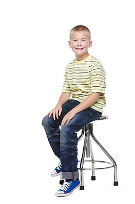 포토 JPG 스튜디오촬영 전신 서양인 외국인 백인 해외기획촬영 학생 라이프스타일 2011년태국 교육 남자 어린이라이프 초등학생 어린이 의자 실내 한명 미소 웃음 누끼 사람 앉기 소년 10대 캐주얼 남자만 남자한명만 십대만 십대남자만 십대남자한명만 국내포토 1 옷 가구 모션 청소년 표정 인종 내부 생활 파일형식