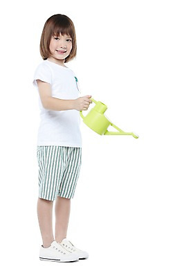 포토 JPG 스튜디오촬영 전신 서양인 외국인 백인 해외기획촬영 학생 라이프스타일 여자 2011년태국 교육 어린이라이프 초등학생 어린이 캠페인 반바지 실내 요리 한명 서기 미소 웃음 들기 누끼 사람 소녀 10대 캐주얼 자연보호 환경 그린캠페인 물뿌리개 보호 물주기 에코 친환경 원예 나무심기 여자만 여자한명만 소녀만 그린슈머 국내포토 1 옷 컨셉 바지 모션 청소년 자연 표정 인종 취미 내부 생활 심기 어린이만 파일형식