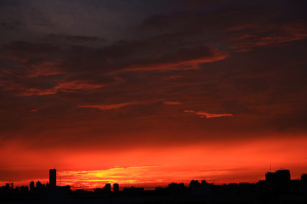 포토 JPG 구름 계절 실루엣 겨울 자연 하늘 풍경 빌딩 사람없음 야외 태양 노을 일몰 도시 국내포토 자연요소 촬영기법 건물 생태계 파일형식