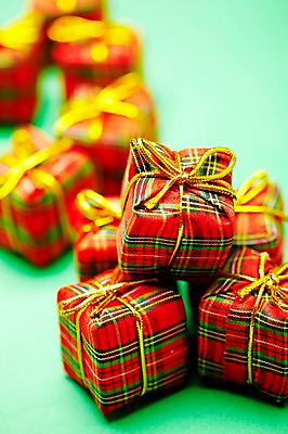 포토 JPG 크리스마스 크리스마스용품 선물 근접촬영 사람없음 장식 선물상자 여러개 오브젝트 국내포토 기념일 뷰포인트 다수 상자 용품 파일형식