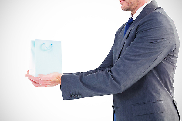 포토 JPG 해외이미지 백인 직업 손 남자 무기 크리스마스 생각 인터넷 가방 비즈니스 텍스트 짧은머리 갈색머리 관리 선물 한명 서기 손짓 성인 30대 노트북 쇼핑 컴퓨터 쇼핑백 공책 카트 가리킴 타이핑 인사 잡기 비즈니스맨 메시지 고급 무선전화기 전자 온라인쇼핑 보여주기 전자상거래 배려 용돈 스타일 세련 해외202105 해외포토 서양인 1 헤어스타일 잡화 기념일 컨셉 모션 문구용품 사람 신체부위 장년 전자제품 예절 직장인 전화기 온라인 파일형식