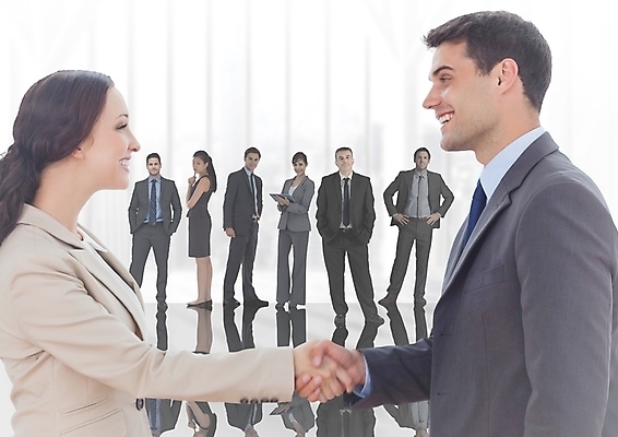 포토 JPG 해외이미지 스튜디오촬영 백인 손 여자 남자 행복 벽 중년 50대 백그라운드 비즈니스 건축양식 창문 청소년 유리 검은배경 악수 바닥 아파트 갈색머리 실내 그림자 서기 미소 정장 20대 성인 사람없음 30대 인테리어 도시풍경 햇빛 반사 검은색 칠판 중국 공백 흰색 인사 도시 직장인 비즈니스맨 비즈니스우먼 투명 동료 디지털합성 직원 경영자 팔 스타일 카피스페이스 세련 해외202105 해외포토 서양인 직업 헤어스타일 디자인 옷 건축 감정 아시아 컬러 관계 모션 재질 주택 표정 사람 풍경 손짓 청년 내부 신체부위 장년 태양 예절 리더 파일형식