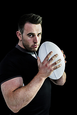 포토 JPG 해외이미지 백인 남자 스포츠 공 청소년 검은배경 한명 20대 운동복 검은색 럭비 힘 경쟁 잡기 결심 집중 준비 근육질 럭비선수 심각 저지 플레이어 해외202105 해외포토 서양인 1 옷 컬러 백그라운드 컨셉 모션 근육 운동선수 사람 청년 구기 몸매 파일형식