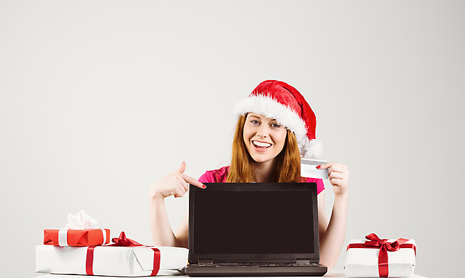 포토 JPG 해외이미지 백인 긴머리 손 응시 여자 행복 셔츠 크리스마스 인터넷 산타모자 손가락 청소년 휴가 선물 한명 앉기 노트북 쇼핑 컴퓨터 축제 공책 축하 가리킴 타이핑 신용카드 자르기 무선전화기 책상 사인 흰배경 매니큐어 전자 온라인쇼핑 보여주기 빨간머리 전자상거래 고립 용돈 체크카드 해외202105 해외포토 서양인 모자_잡화 1 헤어스타일 시선 기념일 감정 가구 백그라운드 컨셉 상의 모션 문구용품 사람 손짓 신체부위 금융 전자제품 화장품 흰색 전화기 온라인 파일형식