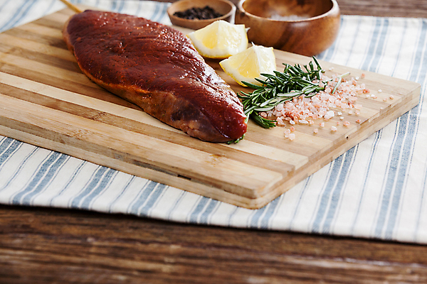 포토 JPG 해외이미지 재료 부분 육류 요리 사람없음 목재 소고기 신선 양념 사발 맛 가루 자르기 레몬 허브 향신료 준비 유기농 날것 소금 레시피 로즈메리 목판 생식 해외202105 해외포토 나무 식물 웰빙 컨셉 과일 식재료 모션 사기그릇 향미료 파일형식 그릇 식기