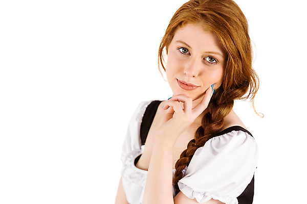 포토 JPG 해외이미지 백인 응시 드레스 여자 행복 문화 포즈 청소년 한명 이벤트 파란색 턱괴기 축하 잡기 전통의상 자르기 흰배경 빨간머리 고립 던들 엮은 옥토버페스트 해외202105 해외포토 서양인 1 전통 헤어스타일 시선 옷 감정 컬러 백그라운드 컨셉 모션 사람 흰색 파일형식