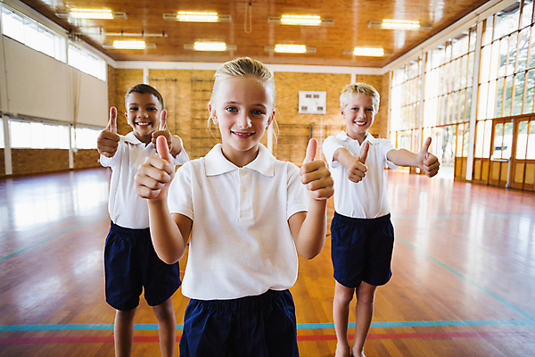 포토 JPG 해외이미지 백인 학생 응시 여학생 여자 교육 남자 행복 어린이 남학생 스포츠 유니폼 통신 학교 바닥 함께함 농구 실내 초등학교 서기 손짓 소년 사람없음 내부 건물 목재 빛 게임 춤 체육관 긍정 보여주기 최초 빛망울 법정 천진난만 초보 해외202105 해외포토 서양인 나무 건축물 시선 옷 감정 컨셉 재료 모션 놀이 문화예술 사람 구기 파일형식