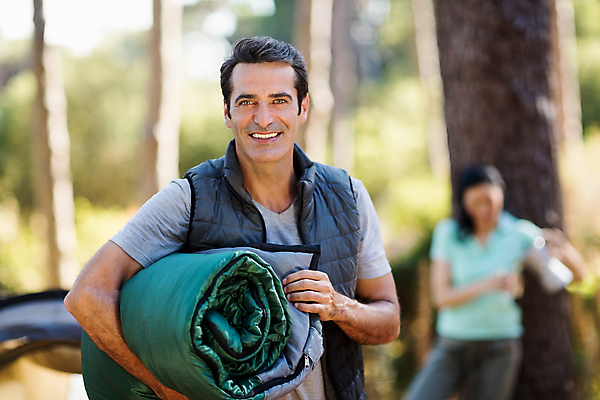 포토 JPG 해외이미지 나무 백인 공원 여자 남자 행복 40대 중년 자연 휴가 텐트 잔디 사람없음 초록색 햇빛 태양 캠핑 시골 검은머리 캠핑장 혼혈 해외202105 해외포토 자연요소 서양인 식물 헤어스타일 공공시설 감정 컬러 레저 캠핑도구 사람 성인 생태계 다문화 파일형식