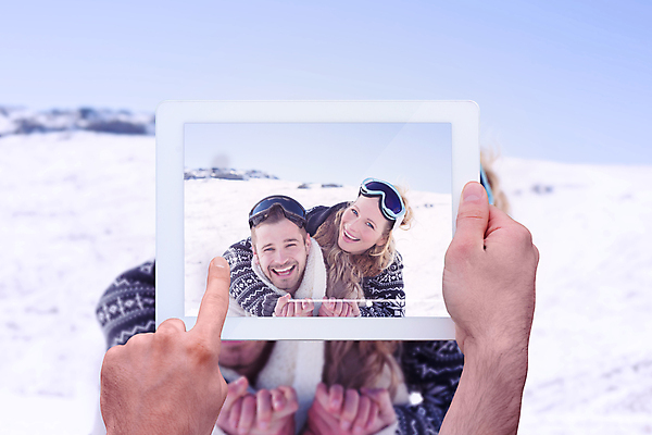 포토 JPG 해외이미지 백인 라이프스타일 손 커플 응시 옷 여자 남자 행복 스포츠 겨울 장난 관계 청소년 자연 하늘 휴가 스키 함께함 미소 웃음 풍경 20대 취미 세명 태블릿 알약 평화 스크린 손잡기 추위 시골 신선 잡기 스웨터 보여주기 터치스크린 해외202105 해외포토 서양인 시선 계절 감정 컨셉 상의 모션 겨울스포츠 표정 사람 청년 생활 신체부위 전자제품 스마트기기 약 생태계 파일형식