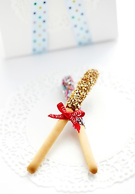 포토 JPG 스튜디오촬영 기념일 디저트 선물 이벤트 사람없음 선물상자 과자 빼빼로 빼빼로데이 국내포토 음식 데이이벤트 실내 상자 막대과자 파일형식