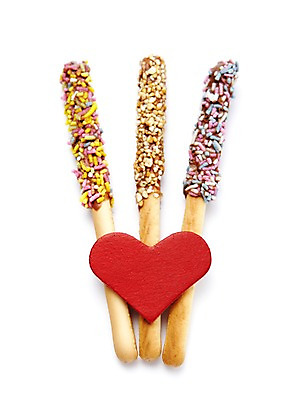 포토 JPG 스튜디오촬영 모양 기념일 디저트 선물 누끼 이벤트 사람없음 장식 과자 하트 빼빼로 빼빼로데이 국내포토 음식 데이이벤트 실내 막대과자 파일형식