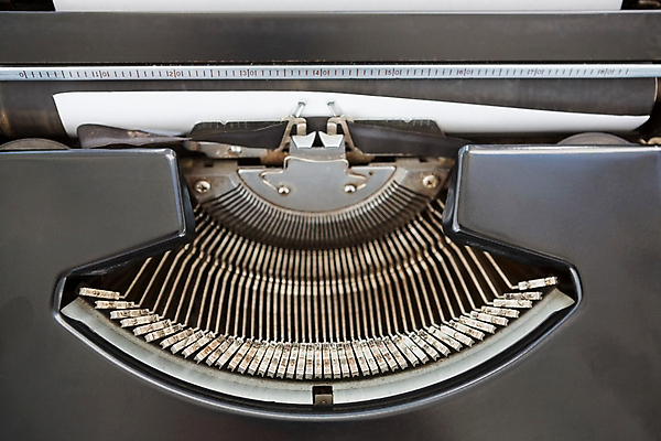 포토 JPG 해외이미지 종이 일러스트 사람없음 컴퓨터그래픽 그래픽 컴퓨터 디지털 타이핑 키보드 클래식 편지 수집 사인 복고 구두점 해외202105 해외포토 컨셉 전자제품 구두상점 파일형식