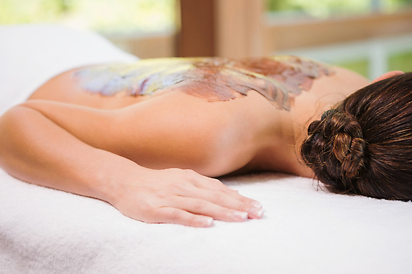 포토 JPG 해외이미지 백인 라이프스타일 손 웰빙 여자 여유 엎드리기 휴식 실내 한명 상반신 20대 성인 신체부위 초콜릿 스파 마사지 테라피 성인여자한명만 해외202105 해외포토 서양인 1 감정 컨셉 모션 디저트 사람 청년 내부 생활 뷰티 여자한명만 성인여자만 파일형식