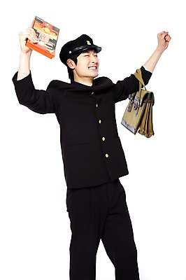 포토 JPG 스튜디오촬영 모자 학생 라이프스타일 남자 교복 포즈 가방 모션 청소년 고등학생 팔벌리기 책가방 실내 한명 서기 미소 웃음 들기 누끼 사람 동양인 손짓 10대 청춘 스쿨라이프 눈감음 기쁨 한국인 추억 즐거움 호기심 복고 학창시절 비디오 비디오테이프 사춘기 성교육 성인비디오 남자만 남자한명만 십대만 십대남자만 십대남자한명만 국내포토 1 잡화 옷 교육 감정 컨셉 학교 표정 인종 내부 생활 파일형식