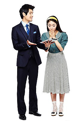 포토 JPG 스튜디오촬영 전신 라이프스타일 여자 남자 산업 비즈니스 정보통신 기술 실내 정보기술 서기 미소 웃음 들기 사람 정장 20대 성인 두명 앞모습 비즈니스라이프 전자제품 컴퓨터 청춘 치마 태블릿 디지털 놀람 통신기기 한국인 과학기술 업무 직장인 비즈니스맨 비교 작업실 발전 변화 추억 휴대용 복고 아날로그 보여주기 디지털산업 기계화 부러움 산업발전 현재 청년만 성인만 세련 국내포토 직업 옷 감정 뷰포인트 컨셉 통신 모션 하의 표정 동양인 청년 내부 생활 스마트기기 기계 정보 작업 오브젝트 파일형식