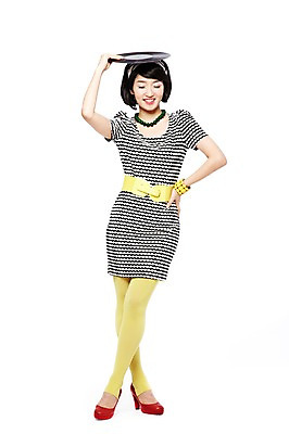 포토 JPG 스튜디오촬영 전신 라이프스타일 옷 원피스 여자 패션 음악 허리손 포즈 목걸이 팔찌 실내 한명 서기 웃음 들기 누끼 사람 동양인 20대 성인 앞모습 청춘 치마 유행 눈감음 한국인 벨트 춤 머리띠 레코드 단발머리 추억 하이힐 복고 디스코 머리위 복고댄스 레깅스 여자만 여자한명만 성인여자만 청년만 청년여자만 성인한명만 청년여자한명만 성인여자한명만 성인만 국내포토 1 헤어스타일 잡화 구두 뷰포인트 컨셉 장신구 모션 하의 문화예술 표정 인종 청년 내부 생활 음반 여성화 파일형식