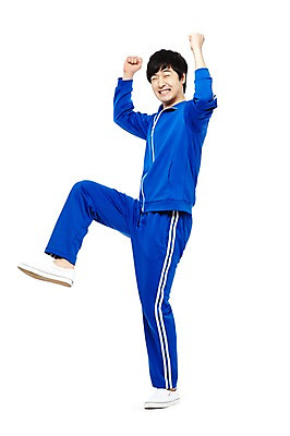 포토 JPG 스튜디오촬영 전신 라이프스타일 남자 포즈 모션 성공 실내 한명 서기 미소 웃음 누끼 사람 동양인 손짓 20대 청년 성인 옆모습 운동복 청춘 눈감음 주먹 기쁨 만세 한국인 우승 가난 실업자 실업 합격 복고 청년실업 게으름 다리들기 남자만 남자한명만 성인남자만 청년만 청년남자만 청년남자한명만 성인한명만 성인남자한명만 성인만 국내포토 1 옷 감정 뷰포인트 컨셉 비즈니스 표정 인종 내부 생활 최고 사회이슈 파일형식