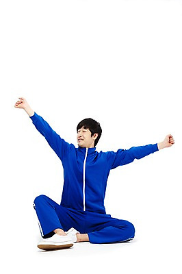 포토 JPG 스튜디오촬영 전신 라이프스타일 남자 포즈 모션 팔벌리기 아침 실내 한명 누끼 사람 앉기 동양인 손짓 20대 청년 성인 앞모습 운동복 청춘 한국인 기상 졸음 가난 실업자 실업 복고 기지개 청년실업 게으름 남자만 남자한명만 성인남자만 청년만 청년남자만 청년남자한명만 성인한명만 성인남자한명만 성인만 국내포토 주간 1 옷 감정 뷰포인트 컨셉 비즈니스 인종 내부 생활 사회이슈 파일형식
