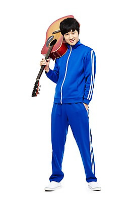 포토 JPG 스튜디오촬영 전신 라이프스타일 남자 악기 포즈 모션 현악기 실내 한명 서기 웃음 들기 누끼 사람 동양인 20대 청년 성인 앞모습 운동복 청춘 한국인 기타 통기타 가난 실업자 복고 청년실업 게으름 남자만 남자한명만 성인남자만 청년만 청년남자만 청년남자한명만 성인한명만 성인남자한명만 성인만 국내포토 1 옷 음악 뷰포인트 컨셉 표정 인종 내부 생활 실업 사회이슈 파일형식