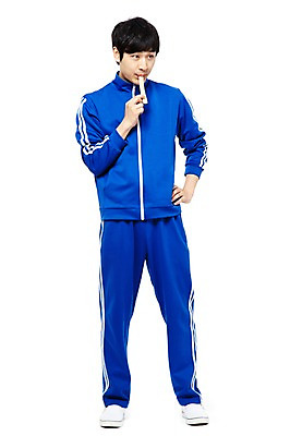 포토 JPG 스튜디오촬영 전신 라이프스타일 응시 남자 음식 허리손 포즈 디저트 실내 사탕 한명 서기 들기 누끼 사람 동양인 20대 청년 성인 앞모습 운동복 청춘 한국인 유머 가난 실업자 먹기 복고 청년실업 군것질 엿 게으름 남자만 남자한명만 성인남자만 청년만 청년남자만 청년남자한명만 성인한명만 성인남자한명만 성인만 국내포토 1 시선 옷 감정 뷰포인트 컨셉 모션 인종 내부 생활 실업 사회이슈 전통과자 파일형식