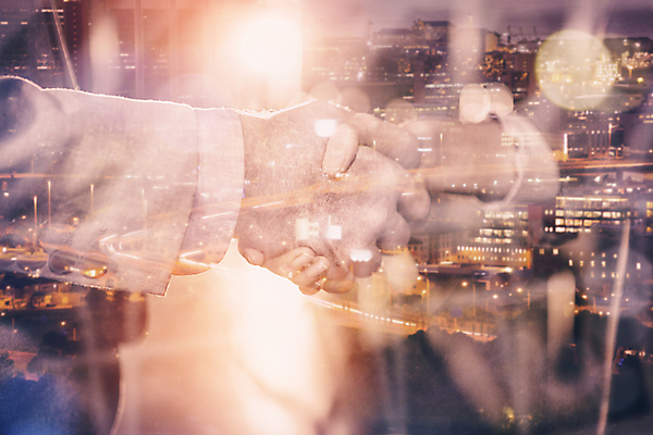 포토 JPG 해외이미지 백인 직업 응시 여자 남자 과학 회사 비즈니스 건축양식 사업가 청소년 탁자 하늘 거리 직장 서기 20대 성인 사람없음 야외 건물 30대 컴퓨터 도시풍경 사무실 약 탑 고층빌딩 중국 도시 비즈니스맨 비즈니스우먼 고급 야간 큼 대표 집중 과학자 동료 생물학 전자 시티라이프 빛망울 개발 경영 더블 심각 엘리먼트 정중 스타일 세련 해외202105 해외포토 자연요소 서양인 라이프스타일 건축물 시선 교육 건축 아시아 가구 컨셉 의학 관계 모션 사람 풍경 빌딩 청년 장년 전자제품 빛 직장인 크기 학자 파일형식