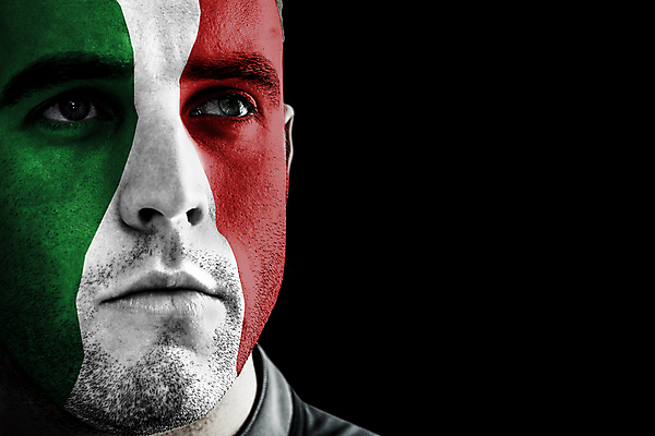 포토 JPG 해외이미지 라이프스타일 스포츠 건강 사람없음 검은색 럭비 힘 이탈리아 깃발 자신감 결심 근육질 심각 운동가 페이스페인팅 카피스페이스 해외202105 해외포토 감정 유럽 컬러 컨셉 근육 생활 구기 공백 몸매 파일형식