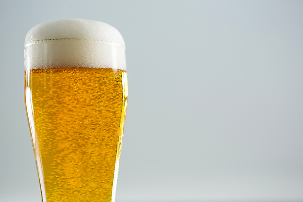 포토 JPG 해외이미지 전통 라이프스타일 문화 음료 컨셉 유리 탁자 성공 동화 휴가 아이디어 맥주 함께함 창조 사람없음 반사 파티 스크린 축제 거품 축하 알코올 성자 흰배경 상쾌 서식 브런치 아일랜드 마법 돌봄 지능 해외202105 해외포토 감정 유럽 종교 가구 백그라운드 모션 재질 주류 이벤트 생활 식사 흰색 파일형식