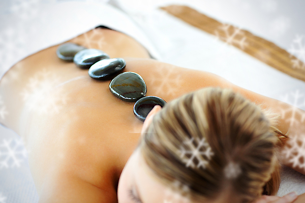 포토 JPG 해외이미지 백인 라이프스타일 웰빙 여자 엎드리기 휴식 한명 상반신 20대 성인 신체부위 수건 스파 마사지 성인여자한명만 해외202105 해외포토 서양인 1 컨셉 모션 사람 청년 생활 위생용품 여자한명만 성인여자만 파일형식