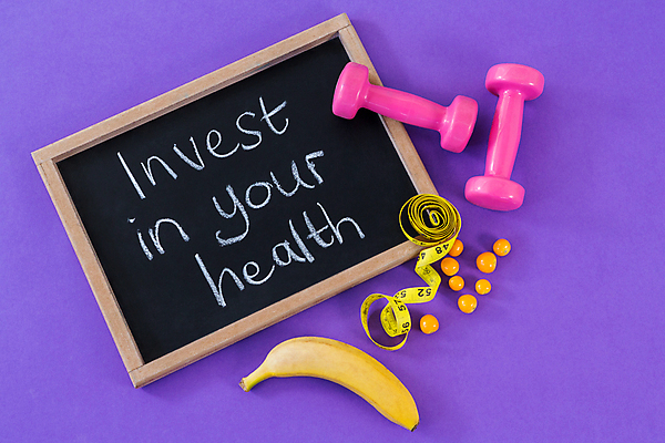 포토 JPG 해외이미지 스튜디오촬영 라이프스타일 컨셉 다이어트 과일 텍스트 통신 무선통신 설계 함께함 바나나 줄자 건강 식이요법 사람없음 목재 태블릿 아령 자신감 메시지 고급 계획 연결 측정 칼로리 비타민 석판 영양분 터치스크린 스타일 카피스페이스 해외202105 해외포토 나무 감정 재료 실내 자 생활 전자제품 스마트기기 공백 영양소 파일형식