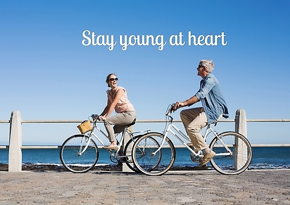 포토 JPG 해외이미지 라이프스타일 커플 행복 바다 포즈 관계 바람 휴가 함께함 사랑 사람없음 캐주얼 금발 선글라스 햇빛 항구 맑음 자전거 봄 주말 사이클링 바이킹 해외202105 해외포토 자연요소 헤어스타일 옷 계절 감정 안경 컨셉 교통시설 날씨 생활 태양 바이크 육상스포츠 파일형식