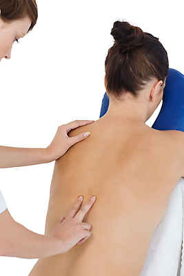 포토 JPG 해외이미지 백인 라이프스타일 손 여자 얼굴 엎드리기 앉기 20대 성인 두명 신체부위 스파 마사지 지압 고객 마사지사 흰배경 안마사 성인여자만 해외202105 해외포토 서양인 직업 백그라운드 모션 사람 청년 생활 흰색 여자만 성인만 파일형식